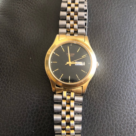 Pulsar watch working condition - Picture 1 of 3